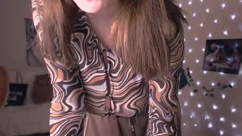 Li  online show from December 2025 03:52:02 PM