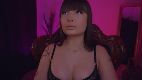 LUXXANDRA online show from March 2025 05:42:01 AM