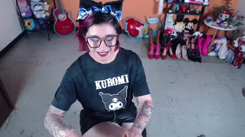 Miss Mia online show from January 2025 01:30:01 PM