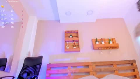 Snapshot of missmiaa_ chatting on October 2025 11:42:01 AM Mia online show from October 2025 11:42:01 AM