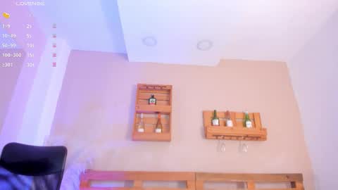 Snapshot of missmiaa_ chatting on October 2025 11:43:02 AM Mia online show from October 2025 11:43:02 AM