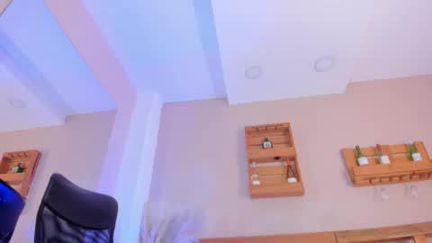 Snapshot of missmiaa_ chatting on November 2025 11:52:02 AM Mia online show from November 2025 11:52:02 AM