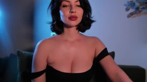 Snapshot of missmirandagd chatting on October 2025 12:50:01 PM online show from October 2025 12:50:01 PM