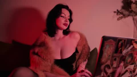 Snapshot of missmirandagd chatting on October 2025 12:33:01 PM online show from October 2025 12:33:01 PM