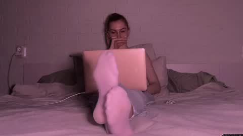 missmiroslava online show from May 2026 07:11:02 PM