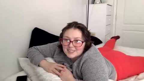 missmistressmal online show from December 2025 06:03:02 PM