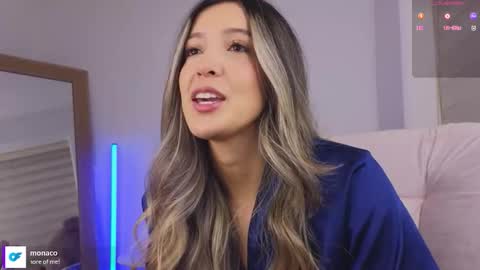 Emma Rivera online show from November 2025 01:42:01 AM