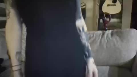 Maxxx online show from October 2025 03:53:01 AM