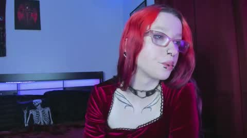 Snapshot of missnikkivill chatting on November 2025 02:34:02 AM Mistress Nikki Vill online show from November 2025 02:34:02 AM