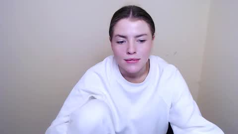 Snapshot of missoliviaa_ chatting on January 2025 11:37:02 AM Olivia online show from January 2025 11:37:02 AM