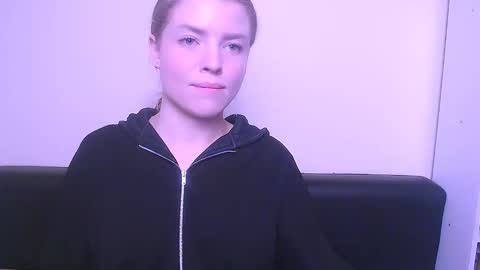 Snapshot of missoliviaa_ chatting on February 2025 10:58:02 AM Olivia online show from February 2025 10:58:02 AM