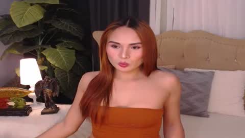 Snapshot of missoliviaontop chatting on April 2026 06:15:01 PM missoliviaontop online show from April 2026 06:15:01 PM