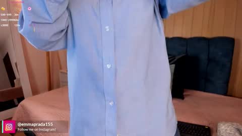 Emma Prada online show from February 2026 11:51:01 AM