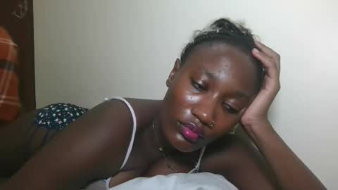 pretty gal online show from December 2025 10:07:02 PM