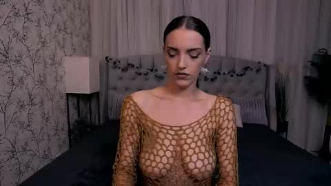 Snapshot of missrosse_ chatting on September 2025 10:20:01 PM Emily online show from September 2025 10:20:01 PM