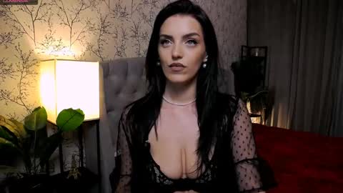 Snapshot of missrosse_ chatting on May 2026 12:38:01 AM Emily online show from May 2026 12:38:01 AM