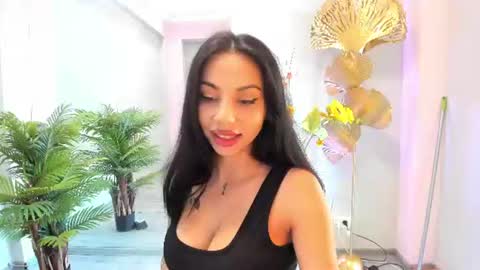 Sienna online show from June 2026 04:13:02 AM