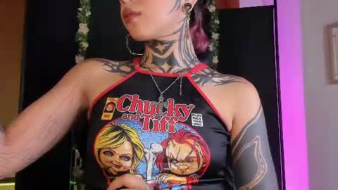 Snapshot of misstomie_ chatting on July 2026 12:30:02 AM Tomiehelp me get to 100 thumbs up online show from July 2026 12:30:02 AM
