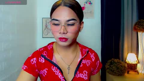 misstrishontop online show from February 2025 09:25:02 AM