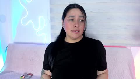 Pau OFmissweetpeach online show from October 2025 11:37:01 PM