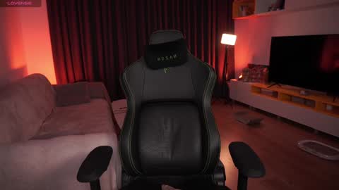 Winey online show from January 2025 05:52:02 PM