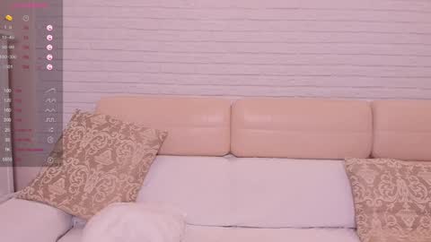 Snapshot of missxcaprice chatting on January 2025 06:00:01 AM missxcaprice online show from January 2025 06:00:01 AM