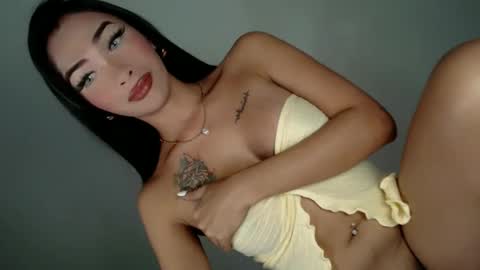 Snapshot of missxkatana chatting on January 2025 01:44:02 PM TRIXIE online show from January 2025 01:44:02 PM