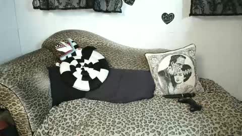 Snapshot of missy_dee chatting on June 2026 10:15:01 AM Missy Dee online show from June 2026 10:15:01 AM