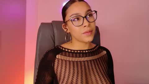 Missy Gainer online show from October 2025 12:11:01 AM