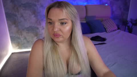  Amely  online show from December 2024 08:44:02 AM