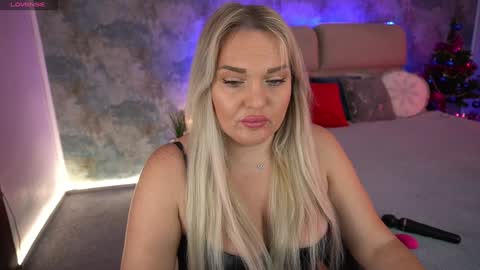  Amely  online show from December 2024 08:44:01 AM