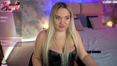  Amely  online show from January 2025 01:42:02 PM
