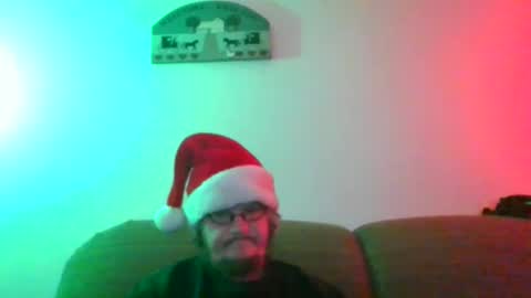 Snapshot of mister_dj777 chatting on December 2024 05:29:02 AM MisterDJ online show from December 2024 05:29:02 AM