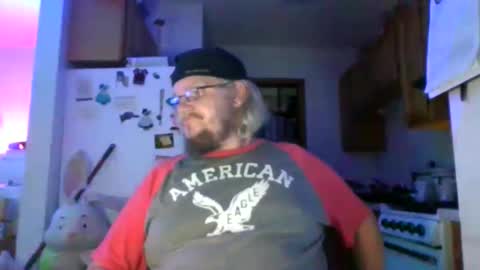 Snapshot of mister_dj777 chatting on October 2025 04:10:01 AM MisterDJ online show from October 2025 04:10:01 AM