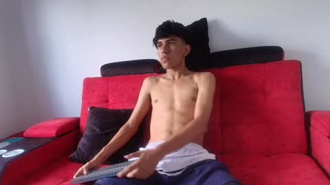 mister_jhonxxx online show from December 2024 08:42:02 PM