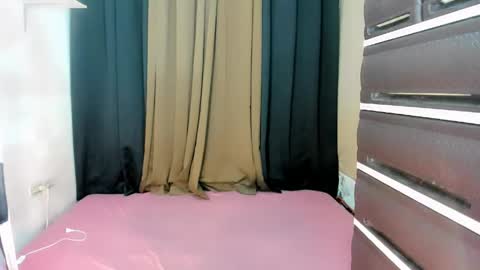 SAINT SACHI  will make your day  online show from April 2026 06:13:02 PM