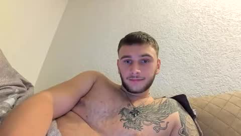 Brokebutcute online show from October 2025 08:09:02 PM