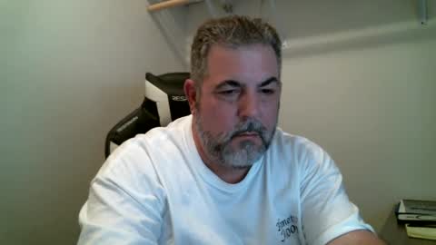 Snapshot of misterbret chatting on February 2025 06:49:02 AM misterbret online show from February 2025 06:49:02 AM