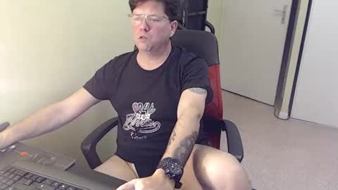 mistercoeur online show from February 2026 04:33:01 PM