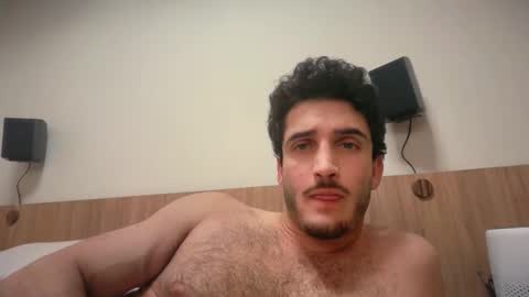 Snapshot of mistozeta chatting on May 2026 03:25:02 AM Zeta online show from May 2026 03:25:02 AM