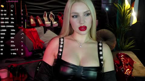 Darsy online show from January 2025 08:11:01 PM