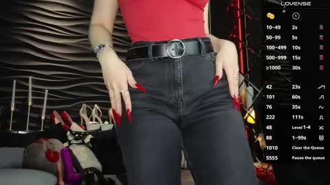 Snapshot of mistress_darsy chatting on May 2026 02:01:02 PM Darsy online show from May 2026 02:01:02 PM