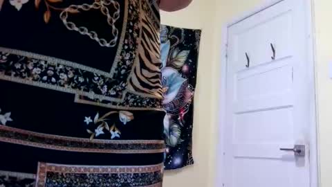 Mistress Kaha online show from April 2026 07:00:01 PM