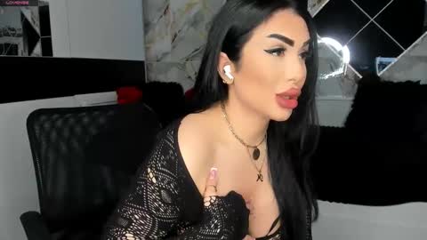 Snapshot of mistress_meryem chatting on February 2025 01:16:02 AM mistress_meryem online show from February 2025 01:16:02 AM
