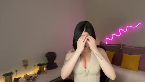 Snapshot of mistress_of_hearts chatting on May 2026 08:15:01 PM Mia online show from May 2026 08:15:01 PM