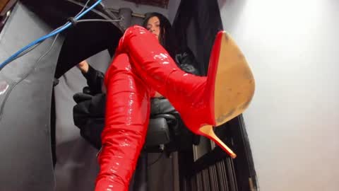 Snapshot of mistressanna_ chatting on July 2026 02:05:17 AM Mistress Anna Alves online show from July 2026 02:05:17 AM