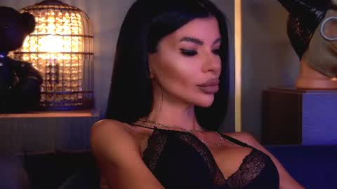 Snapshot of mistresselenia chatting on July 2026 01:06:02 PM Elenia online show from July 2026 01:06:02 PM