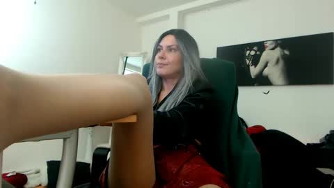 MistressEvelyn  online show from December 2024 12:17:01 PM