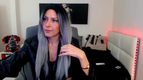 MistressEvelyn  online show from December 2024 06:11:01 AM