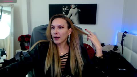 MistressEvelyn  online show from February 2025 10:36:02 AM